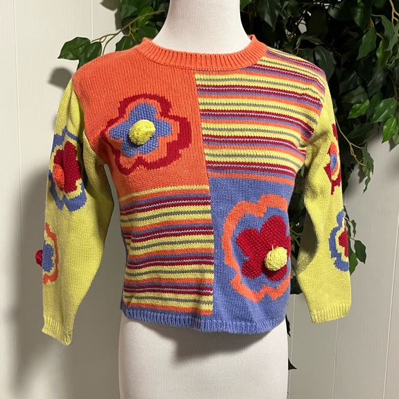 Kids (patty)sweater says large (size6). - Picture 1 of 4